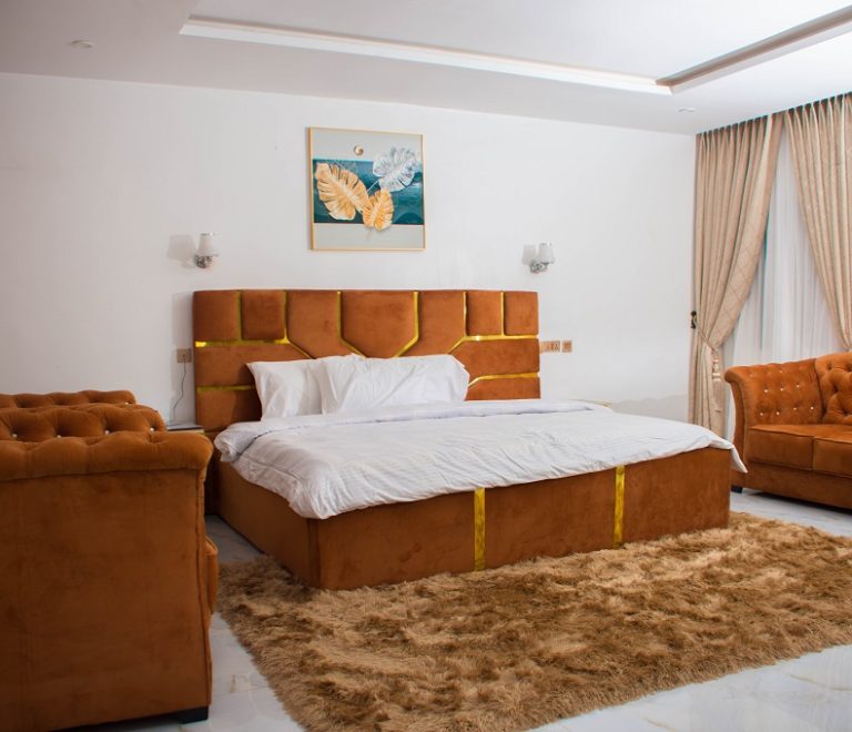 Super Executive Suite